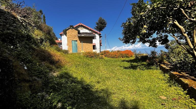 Adara Farmstay - B&B Pauri