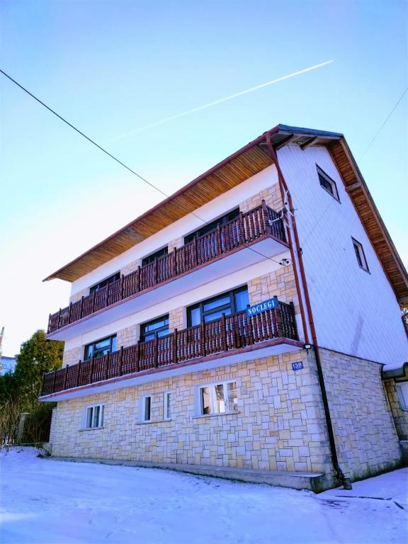 Noclegi Beskidzkie - Bed and Breakfast Korbielów