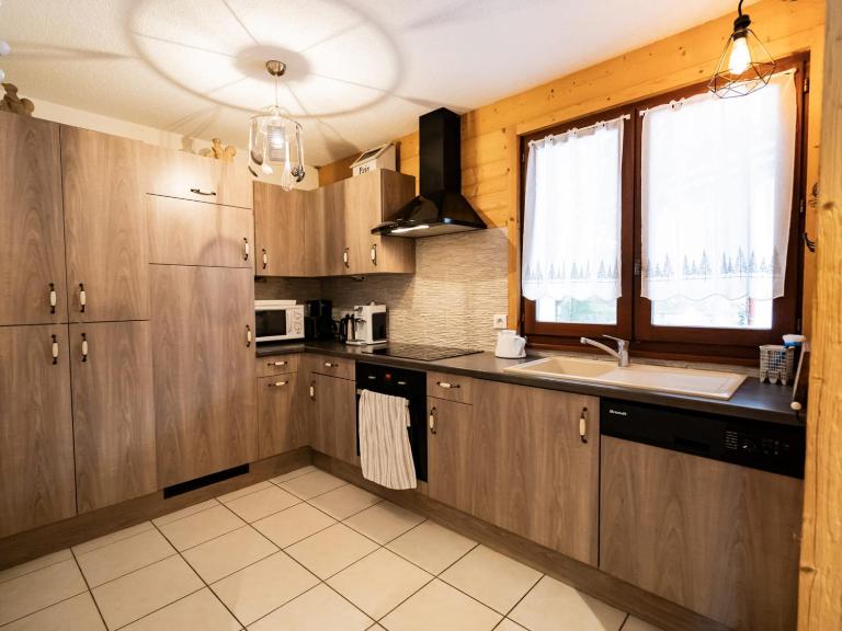 Appartement 3 pièces, 6 personnes, à proximité des pistes - FR-1-676-119 - Bed and Breakfast Châtel
