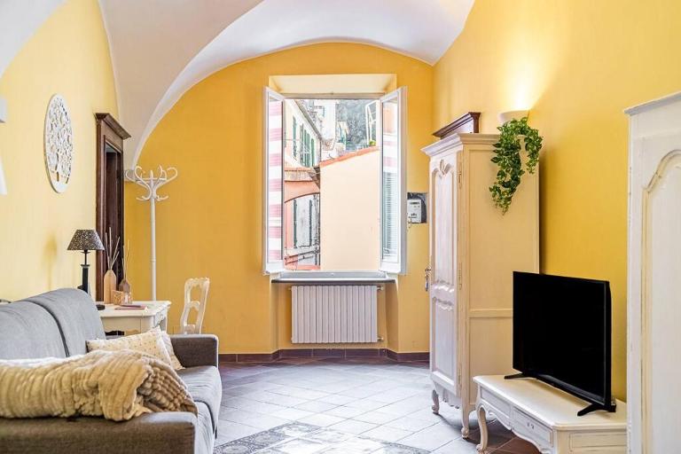 Noli centro, Ampia Casa stile Kinfolk con Parcheggio - B&B Noli