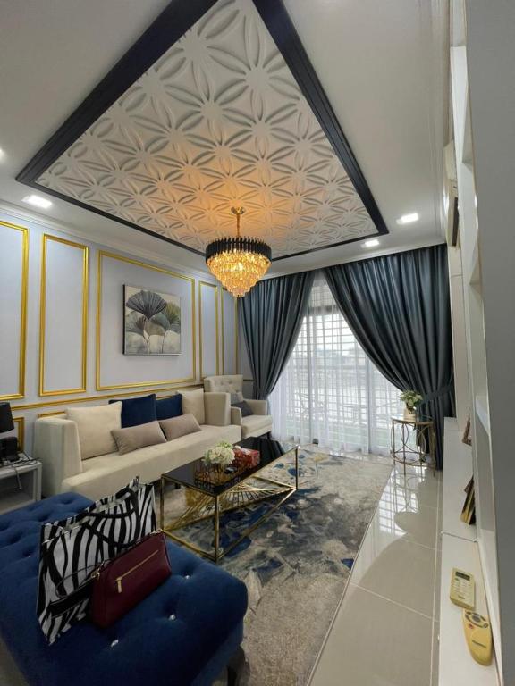 VVIP LUXURIOUS HOMESTAY PUTRAJAYA FREE WIFI AND PARKING - B&B Putrajaya
