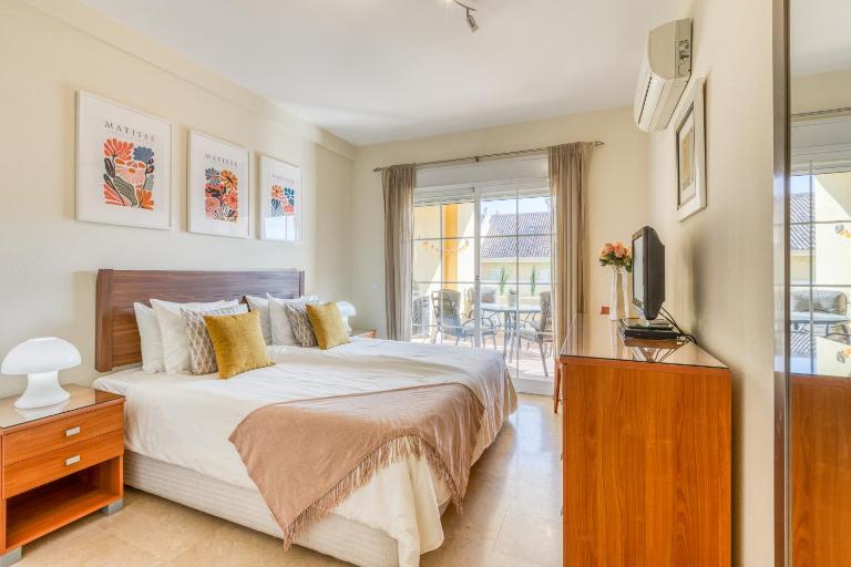 Hanami Puerto Alto PA4-10 - B&B Estepona