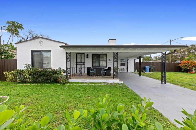 Summer Retreat House - B&B Fort Lauderdale