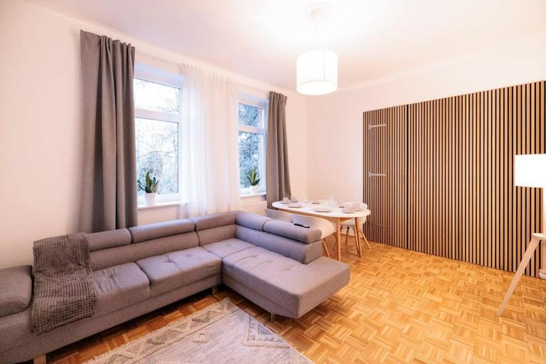 geräumige und ruhige Wohnung am Kanal - Ferienwohnung Hannover