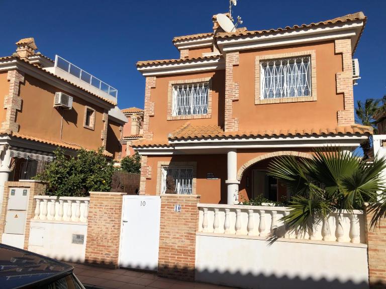 Villa Playa Flamenca with private pool - B&B Playa Flamenca