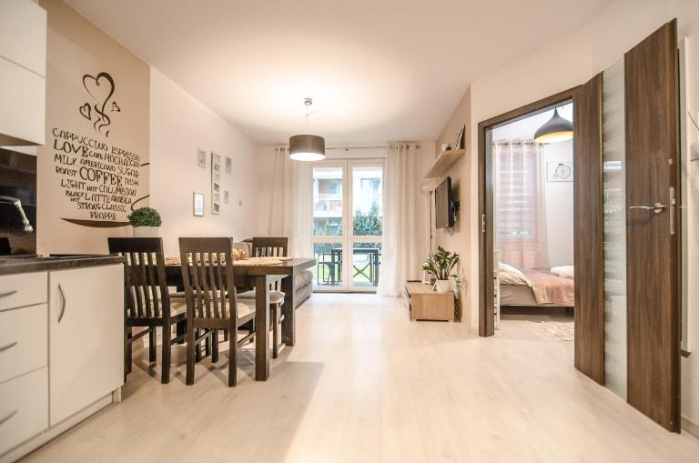 Apartament z Ogródkiem - Alldayholiday - Ferienwohnung Kolberg