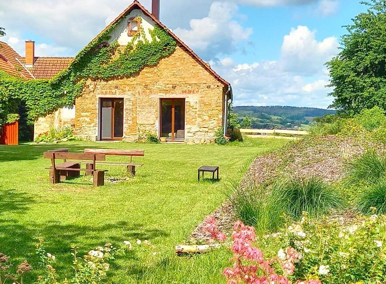 Statek Hájek - B&B Nišovice