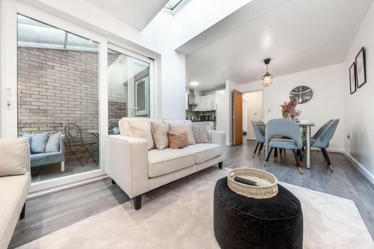 4 beds - 20 min to Central - B&B Londra
