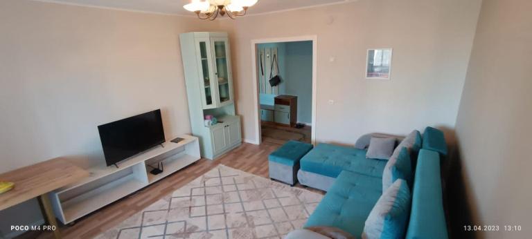 Lux Home на берегу Ульбы - B&B Ust-Kamenogorsk