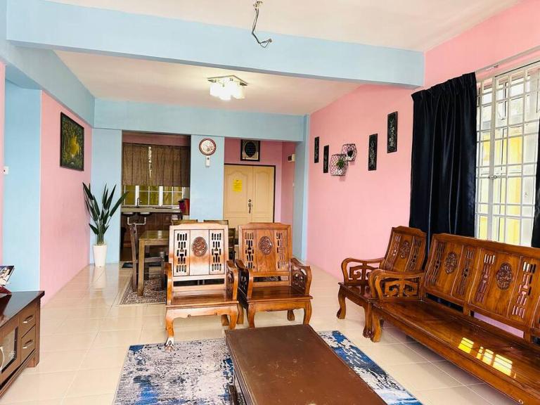 Zurie Muslim Homestay - Chambres d'hôtes Brinchang