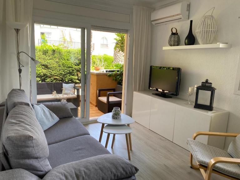 Stil Mar Anna Blue - by Apartamentos Stil Mar Anna - B&B l'Escala