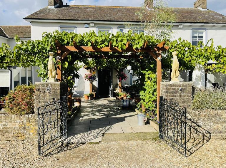 The Greyhound Inn - B&B Dorchester