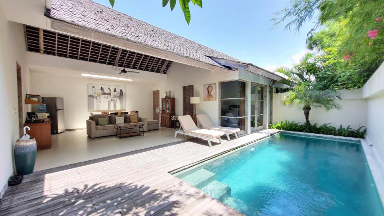 The Decks Bali - B&B Legian