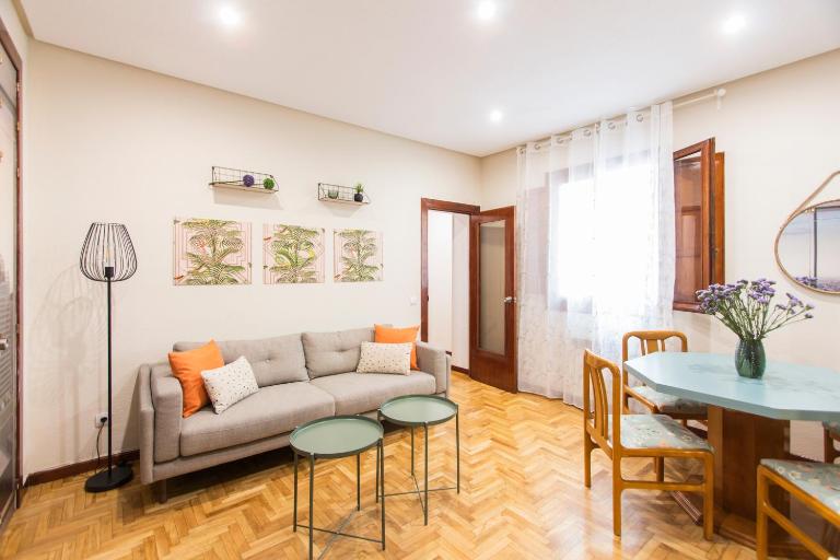 Homelike Congreso-Prado - Ferienwohnung Madrid