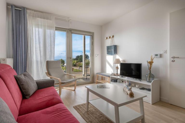 Appartement pour 4 face mer plage + piscine - B&B Pornic