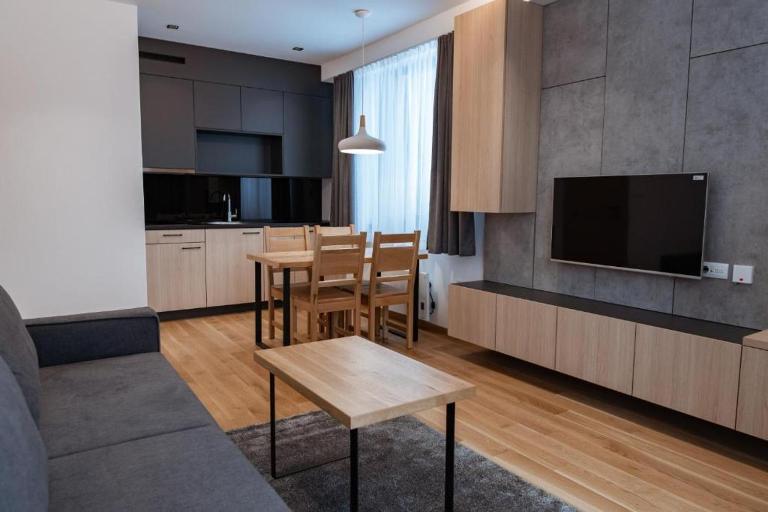 Aparthotel Zlatni Javor - Apartman 511 - B&B Jahorina