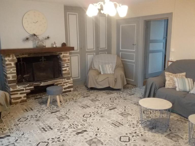 grand gîte à la campagne - B&B Couvains