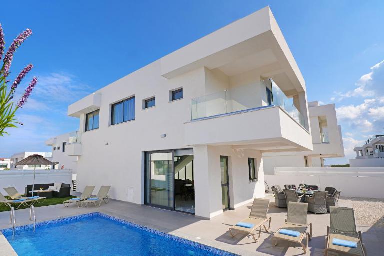 Villa Celestia - B&B Protaras