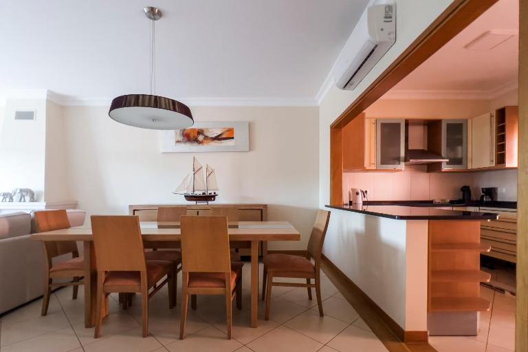 Beautiful Family T3 Townhouse with Pool Vilamoura - B&B Vilamoura