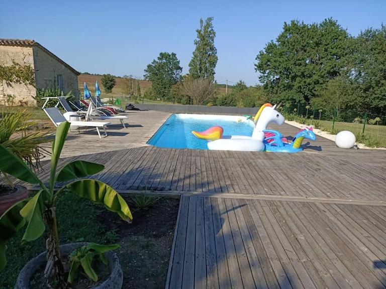Gîte de caractère 12 personnes - Chambres d'hôtes Caumont