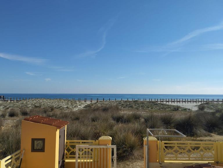 Luna Apartment- Fronte Mare - B&B La Caletta