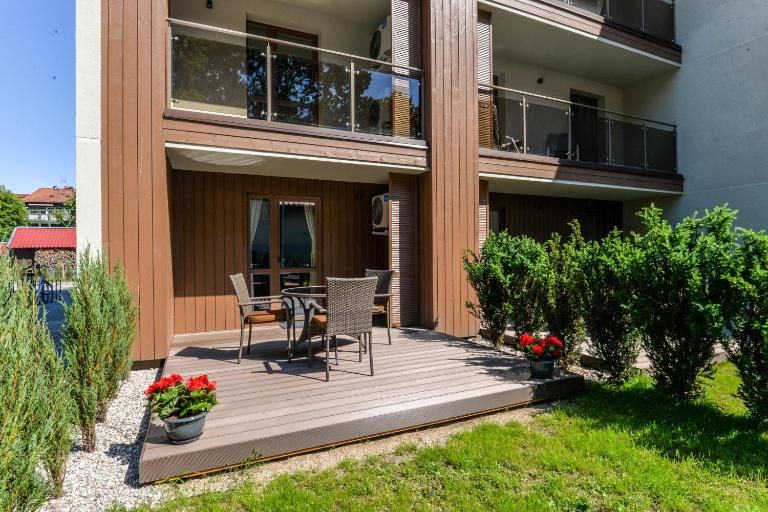 Gėlių terasos- studija su terasa - B&B Juodkrantė