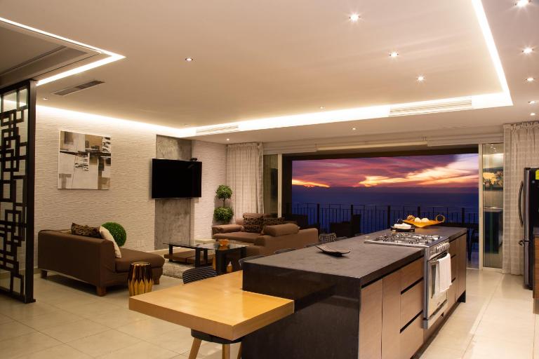 Gorgeous 15 Floor Grand Venetian - B&B Puerto Vallarta