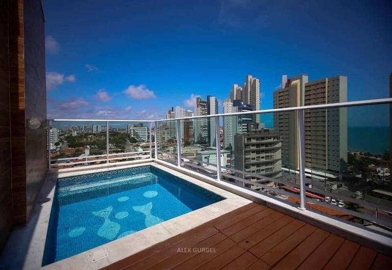Cobertura de Cinema com Piscina Privativa I - B&B Natal