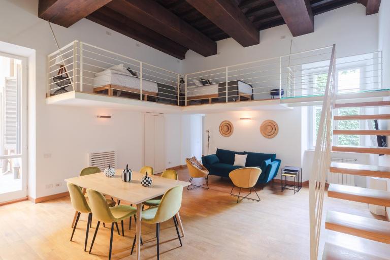 Elegant apartment with patio at Piazza Navona - Ferienwohnung Rom