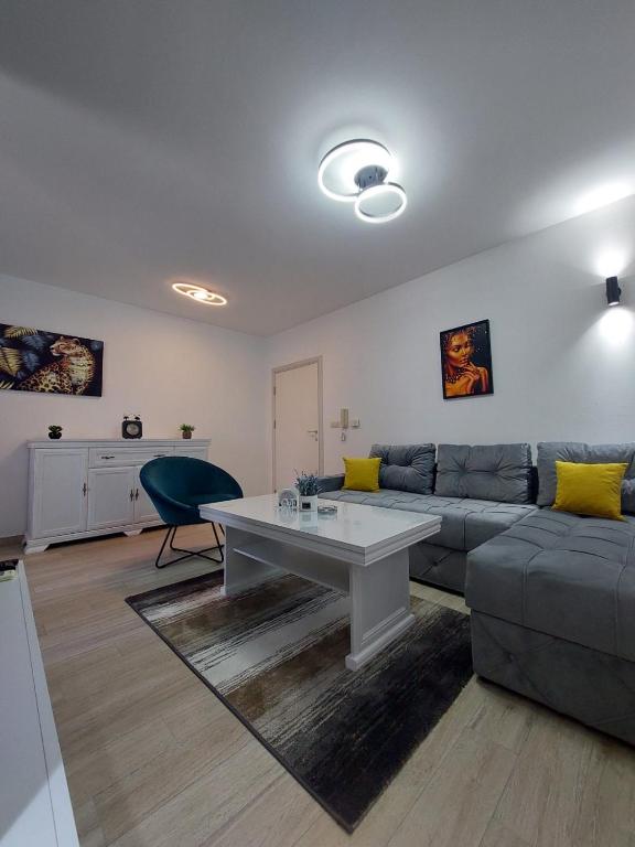 Apartman Spark 2 - Chambres d'hôtes Valjevo