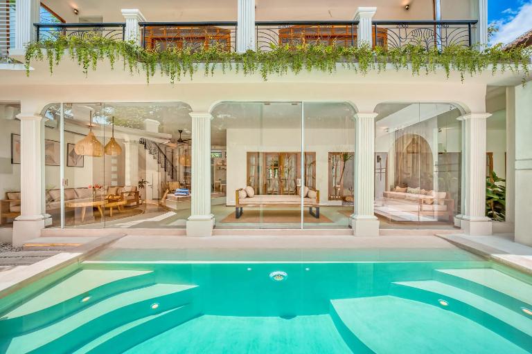 Villa San Diego: Brand New 4BDR - B&B Seminyak