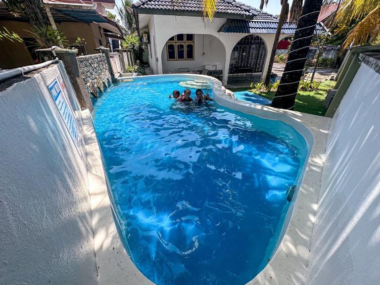 SM VILLA LANGKAWI full privacy home with pool - B&B Kuah