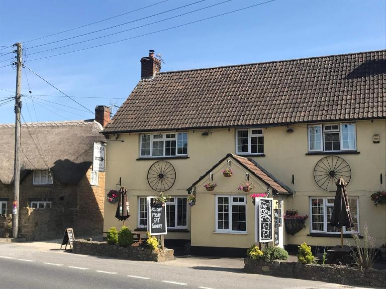 The George at Donyatt - B&B Ilminster