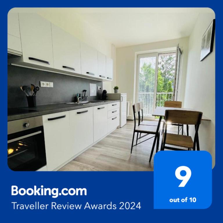 ZAROHEM 2 bedrooms APARTMENT in center with balcony - Ferienwohnung Brünn