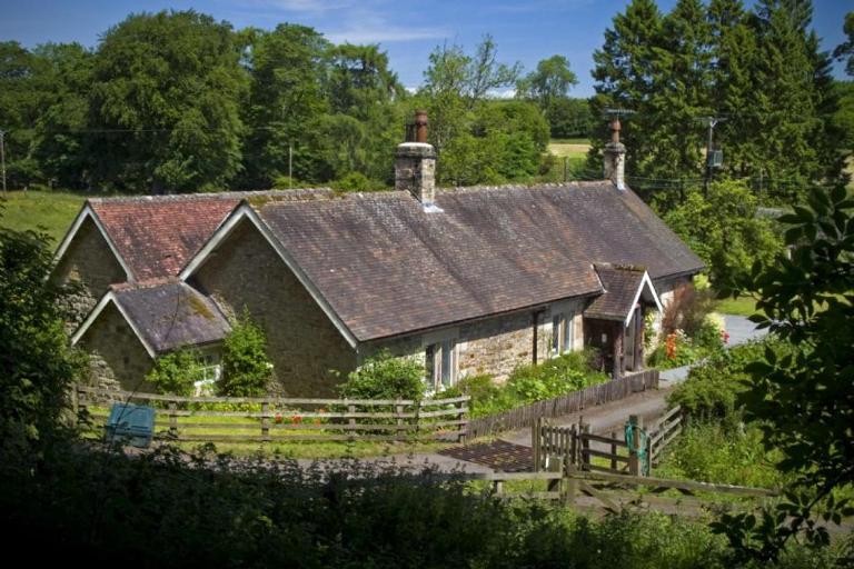 Garden Cottage Haughton Castle - B&B Hexham