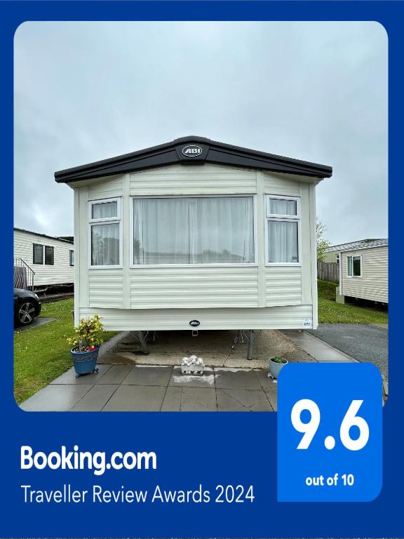 Delightful 2 bedroom Caravan, Pencnwc, New Quay - B&B Cross Inn