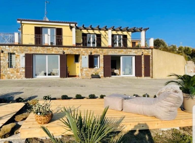Bella Vista Poggi 180Grad fantastischer Meerblick & Pool - Chambres d'hôtes Poggio
