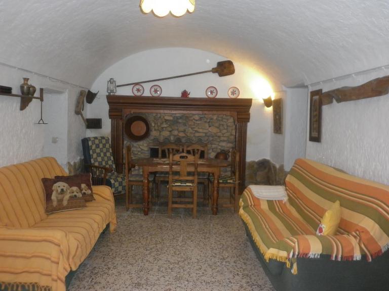 Casa Cueva Rural LA TEJA 8 - B&B Cortes de Baza