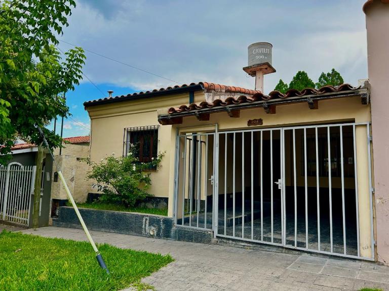 Ahicito - Casa en Tres Cerritos - B&B Salta