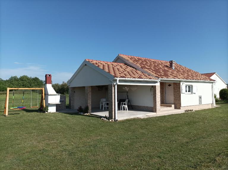 Kuća za odmor ANA - B&B Ljubač