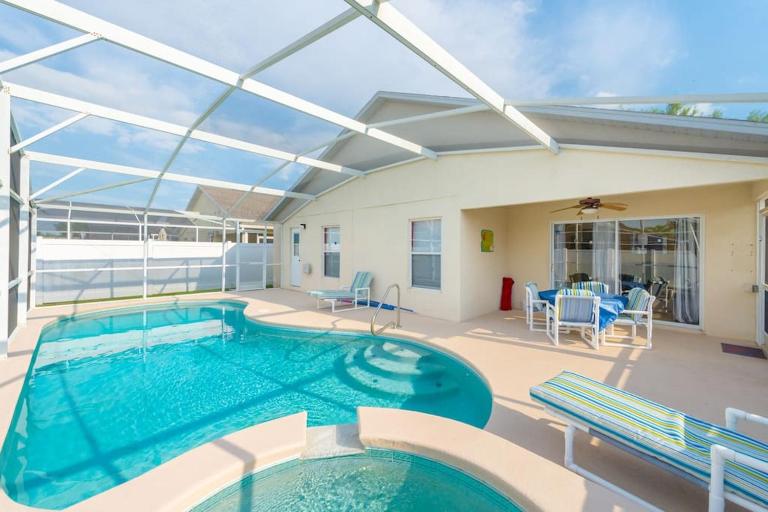4br/3ba Disney Area Luxury Resort with pool/spa - B&B Orlando