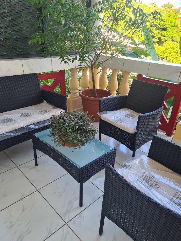 LE COROSSOL APPART - Bed and Breakfast Mamoudzou