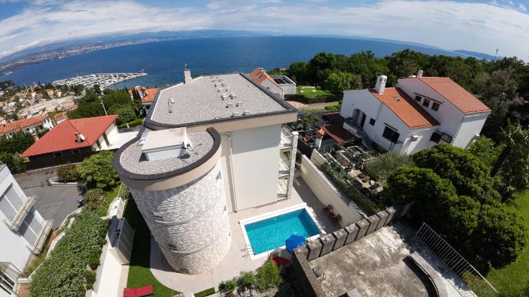 Villa Sunny Ičići - Apartment Sea - B&B Ičići