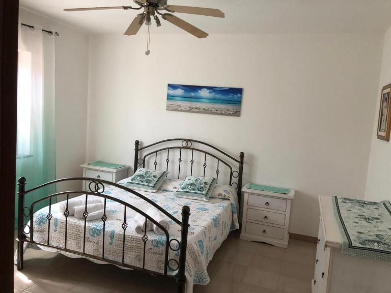 Green Apartment - B&B La Maddalena