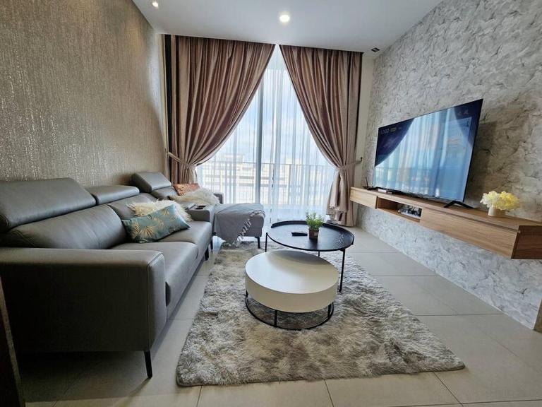 Charming 3BR Podium 7pax Walk to Aeon - Ferienwohnung Kuching