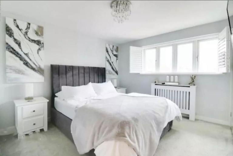 Recently renovated,modern house. train station - Chambres d'hôtes North Mymms