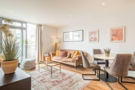 Lovely 1 bed Station flat - Central With Sofa Bed - B&B Cambridge