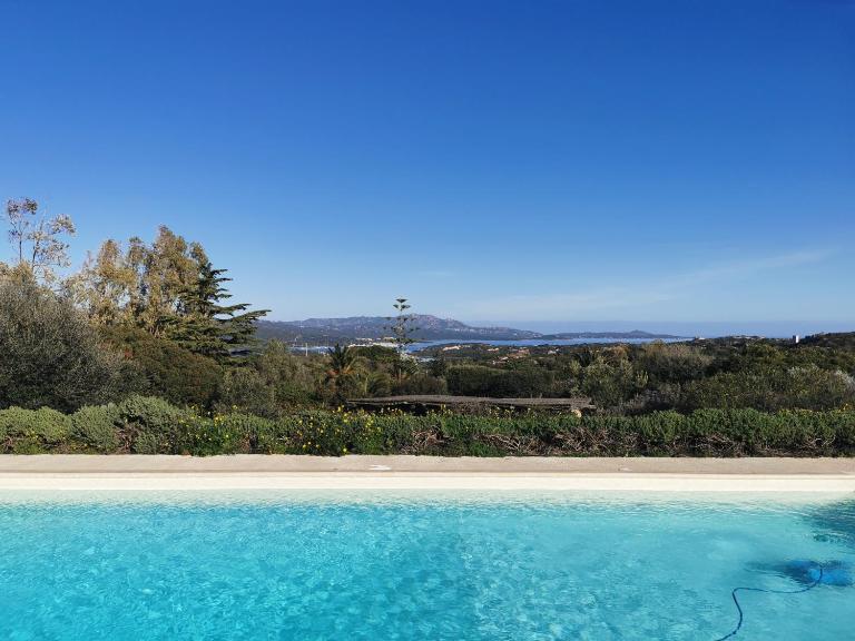 Casa Mariposa Porto Rotondo - Bed and Breakfast Rudalza