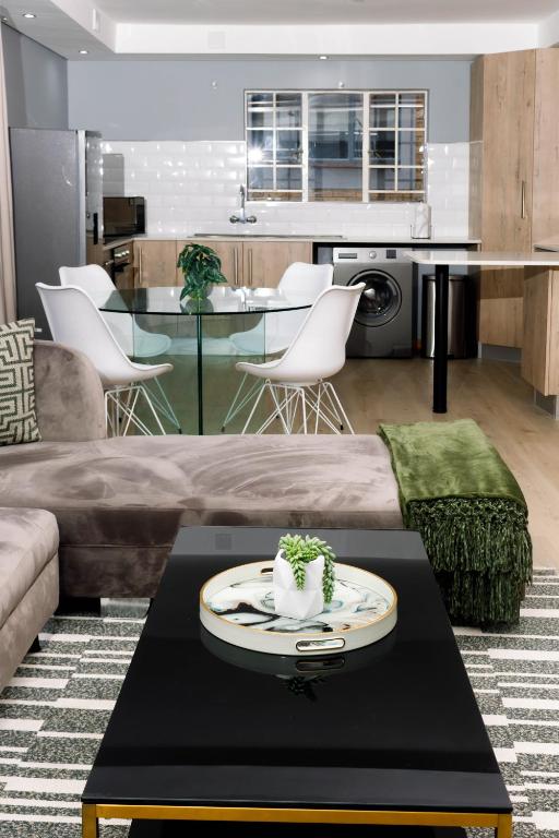 Uptown Apartments - Casalinga Villas - Ferienwohnung Mataffin