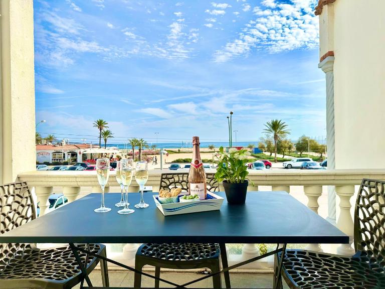 Apartment VISTA BAHIA 23 -4 SEA VIEW Empuriabrava - B&B Empuriabrava